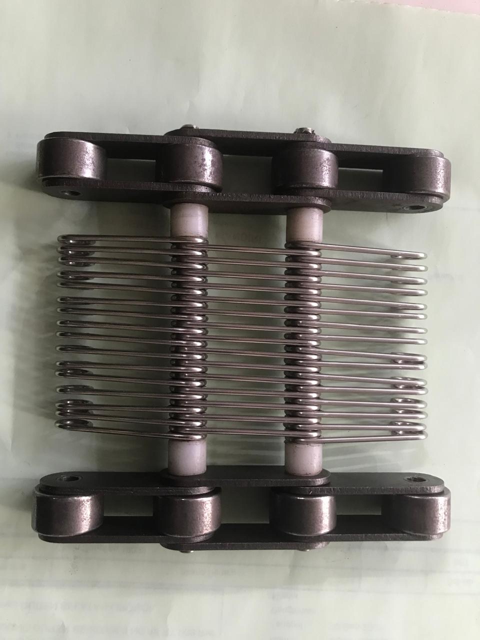 Table top chain